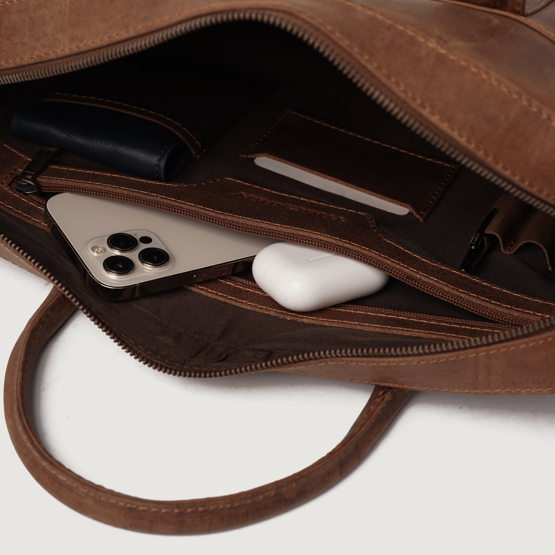 The Captain Vintage Tan Brown Leather 