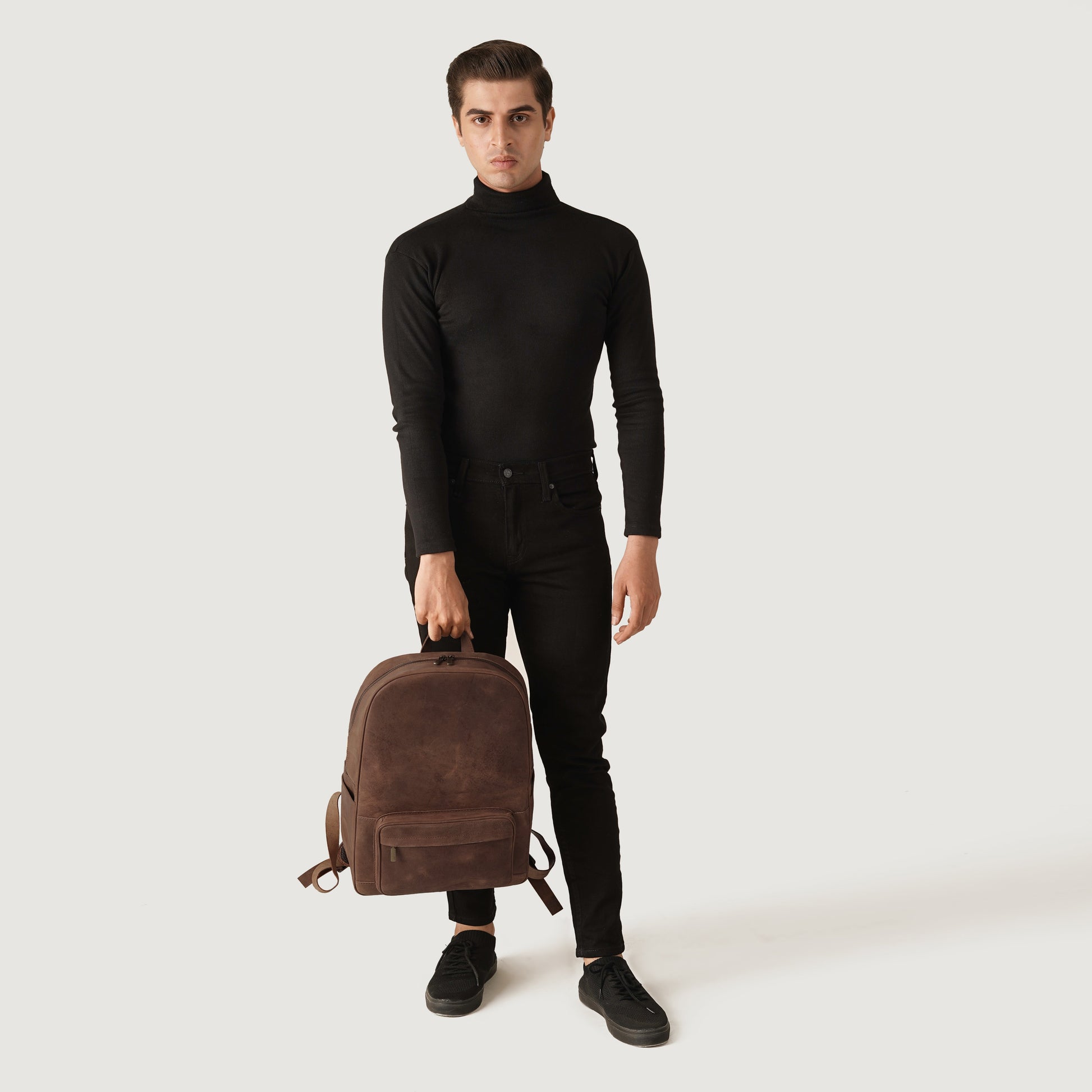 The Philos Vintage Tan Leather