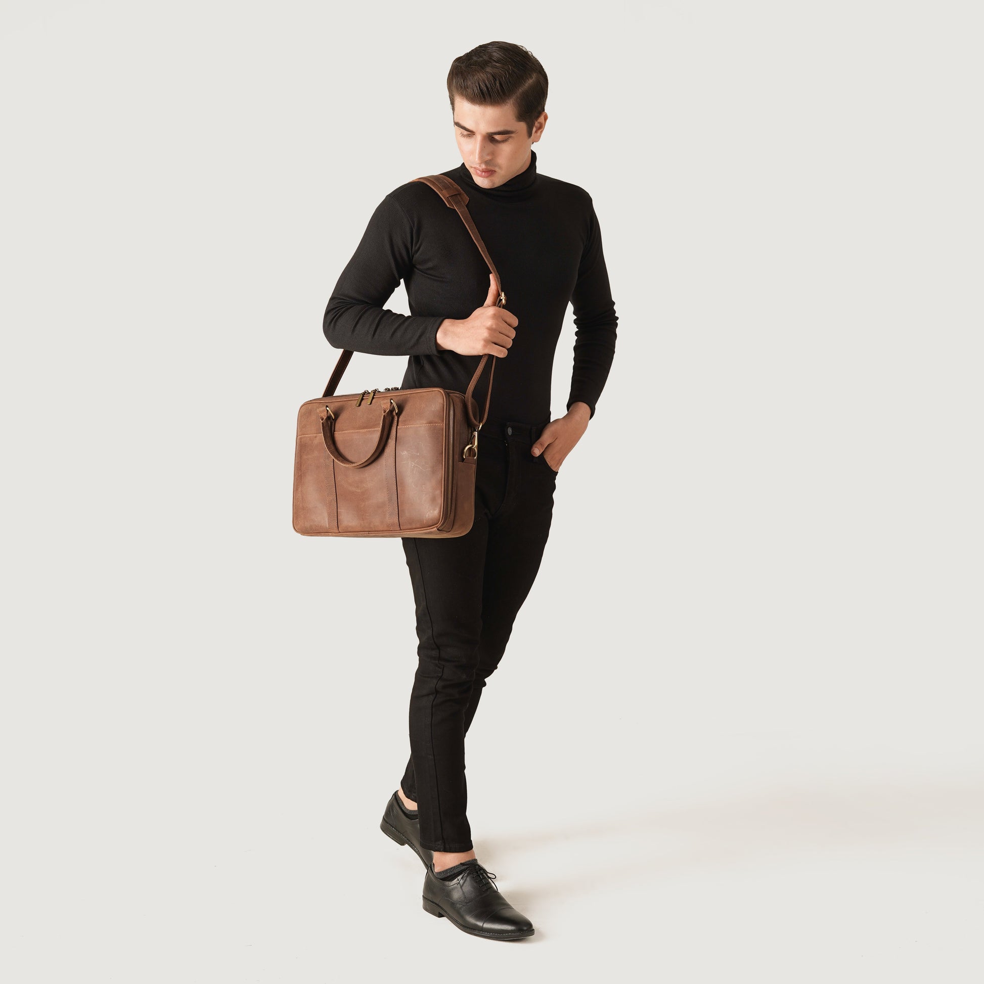 The Preston Vintage Tan Leather