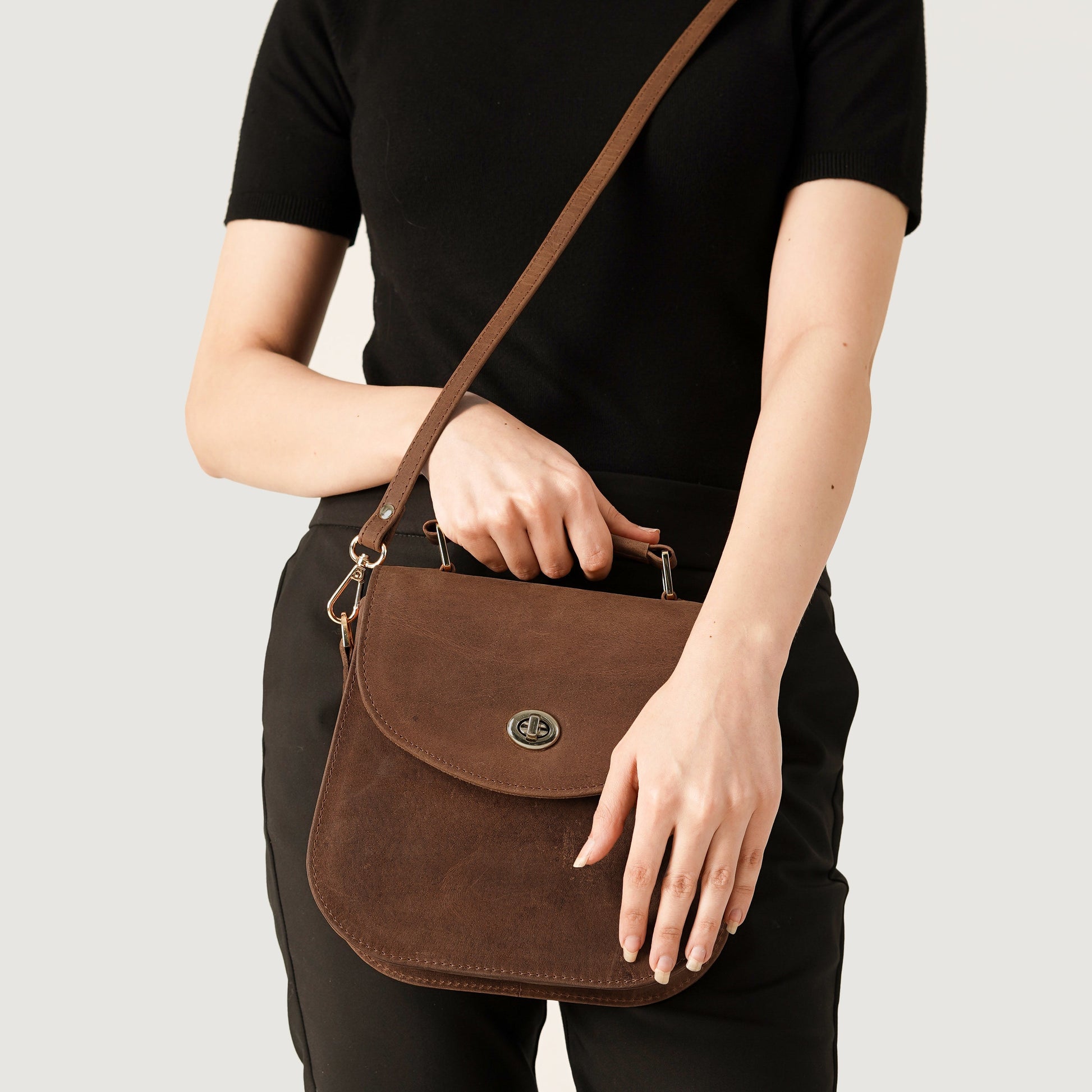The Sandra Vintage Tan Leather